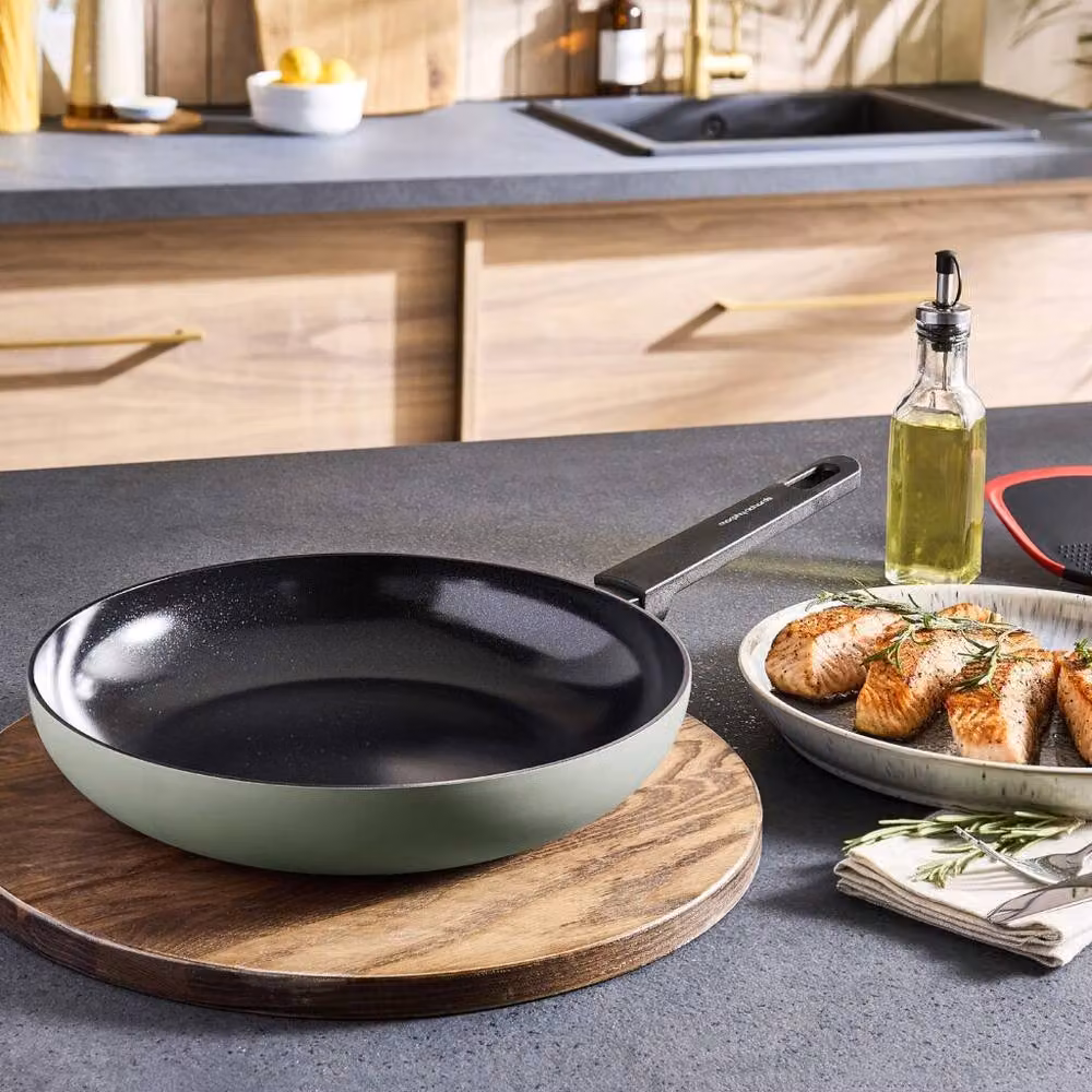 Morphy Richards Green Ceramic Non Stick Aluminium Frying Pan, 28cm – 6