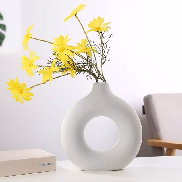 Livingandhome White Ceramic Round Tabletop Vase, Height: 13 cm