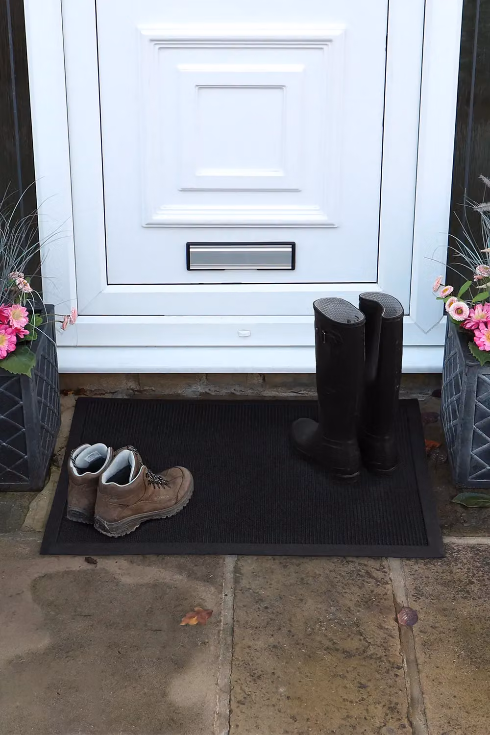 JVL Orion Black Rubber Pin Scraper Doormat, W: 60 cm, D: 80 cm – 7