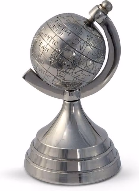 Homescapes Decorative Aluminium World Globe Ornament in Silver, W/D/H: 10.0 x 18.0 x 10.0 cm