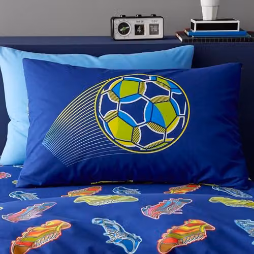 Catherine Lansfield Bright Football Reversible Single Duvet Cover and Pillowcase Set, Navy Blue, Duvet Cover: 135 x 200 cm, Pillowcase: 50 x 75 cm – 2