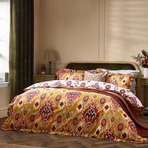 Paoletti Dawson Reversible Ikat Cotton Duvet Cover Set in Amber, W/H: 137 x 200 cm