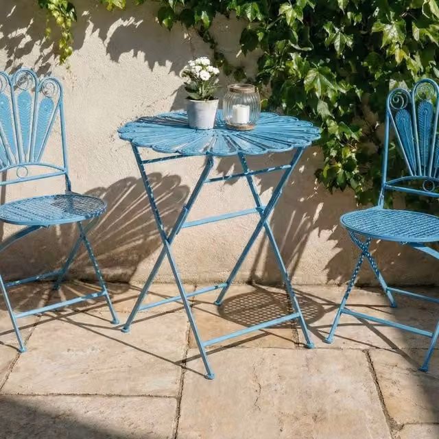 Wyld and Coco Garden Bloom 2-Seater Bistro Set in Blue Powder Coated Steel with Floral Peacock Motif