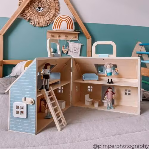 Teamson Kids Olivia’s Little World Portable Wooden Dollhouse in Blue with 4 Rooms, 4 Wooden Figurines and Furniture Accessories – 3