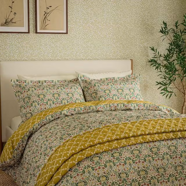 Morris & Co. Little Chintz Single Duvet Cover and Pillowcase Set, Green Floral Cotton Percale, W: 90 cm, L: 200 cm