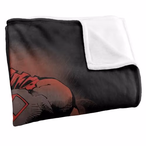 Warner Bros. Superman Red Son Super Soft Fleece Throw Blanket, Red and Multicolour, W: 127 cm x D: 127 cm x H: 152.4 cm – 2