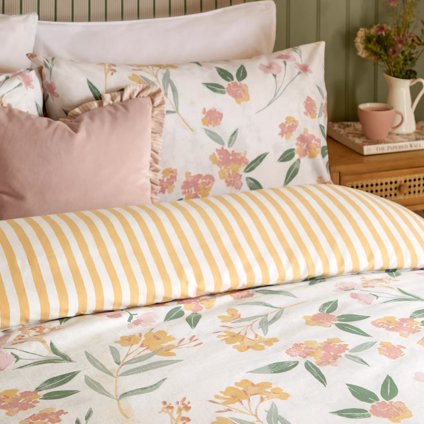 Wylder Betsie Reversible Floral Printed Duvet Cover Set, Yellow and Multicolour, W: 180 cm, H: 200 cm – 2