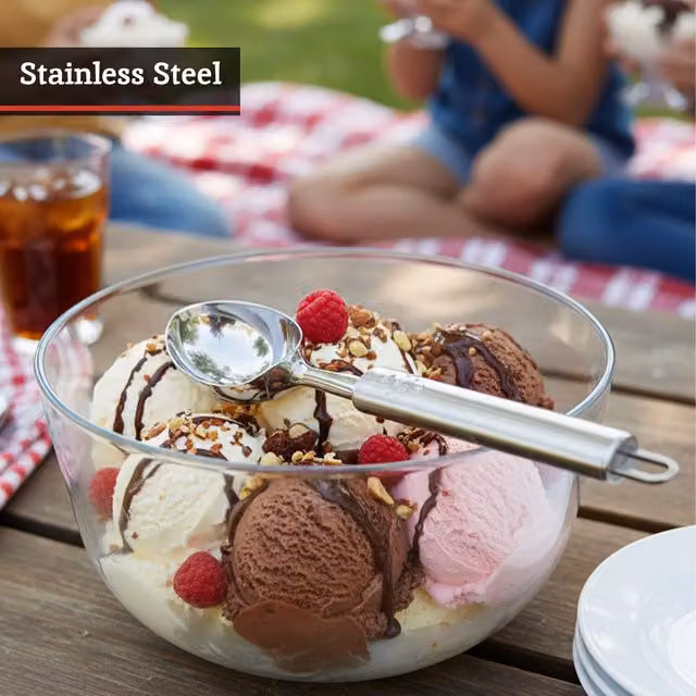 Orsina Satin Gadget Ice Cream Scoop in Stainless Steel, Silver