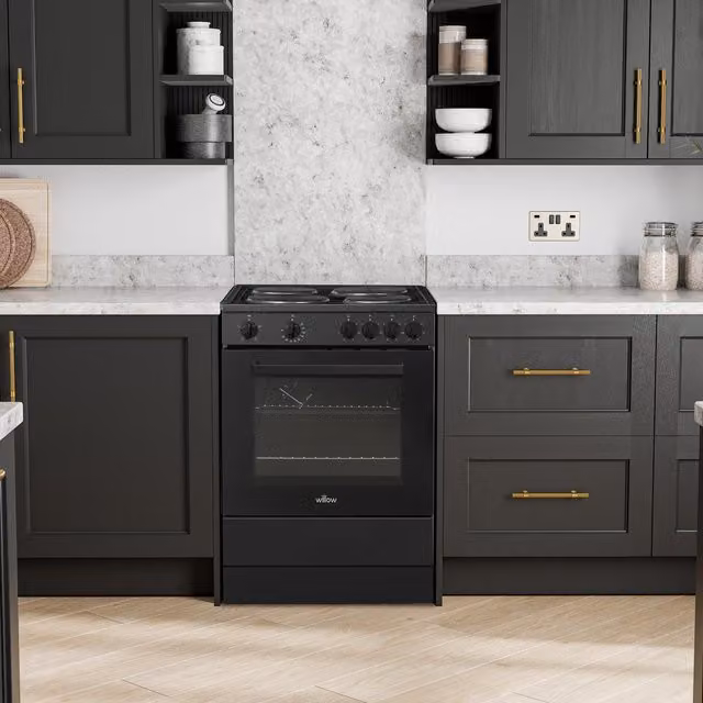 Willow 68L Freestanding Single Cavity Electric Cooker with Solid Plate and Grill, Black
