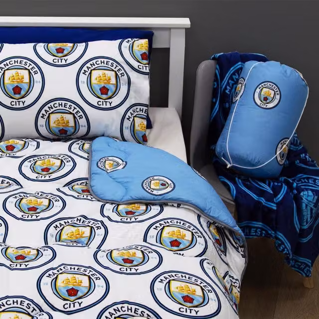 Manchester City Football Reversible 10.5 Tog Hollow Fibre Duvet in Blue