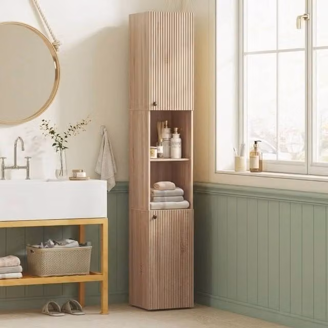 STILVORA Scandinavian Style Freestanding Bathroom Cabinet with Internal Shelves and Hinged Doors in Natural Brown