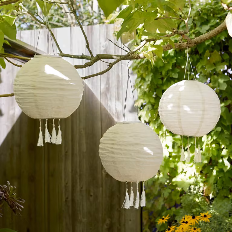 Lights4fun Set of 3 Cream Chinese Hanging Garden Lanterns with Tassels, Solar Powered LED, IP44 Waterproof, W/D/H: 30 x 30 x 30 cm