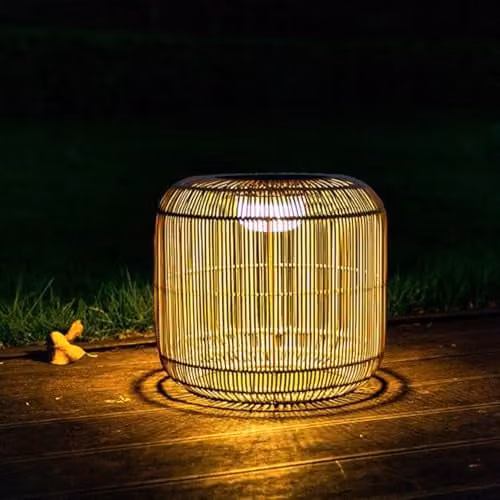 K LIVING Rao Small Rattan Solar Rechargeable LED Lantern Light in Brown – 1