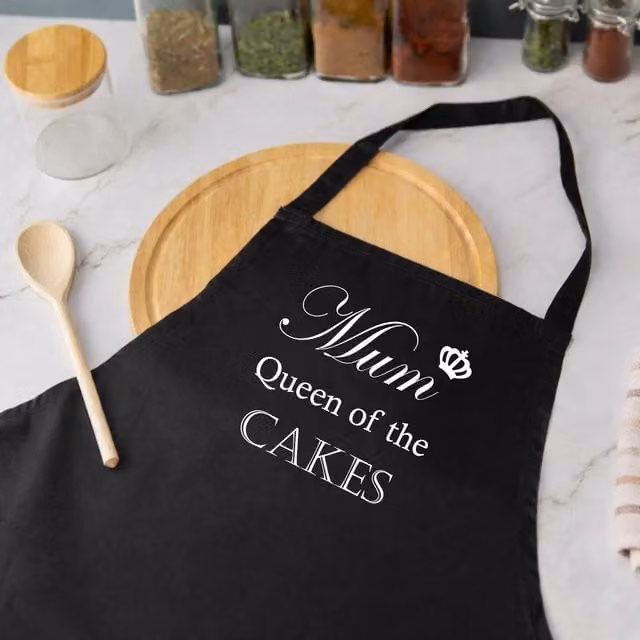 60 Second Makeover Women's Mum Queen Of The Cakes Black Apron