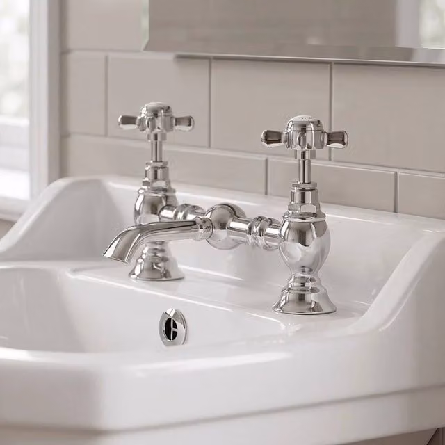 Nuie Nuie Traditional Basin Mixer Tap with Phillips Cross Handles in Silver