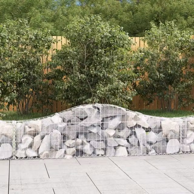 Berkfield Home Arched Gabion Basket in Silver Galvanised Steel, W: 200 cm, D: 30 cm, H: 40/60 cm