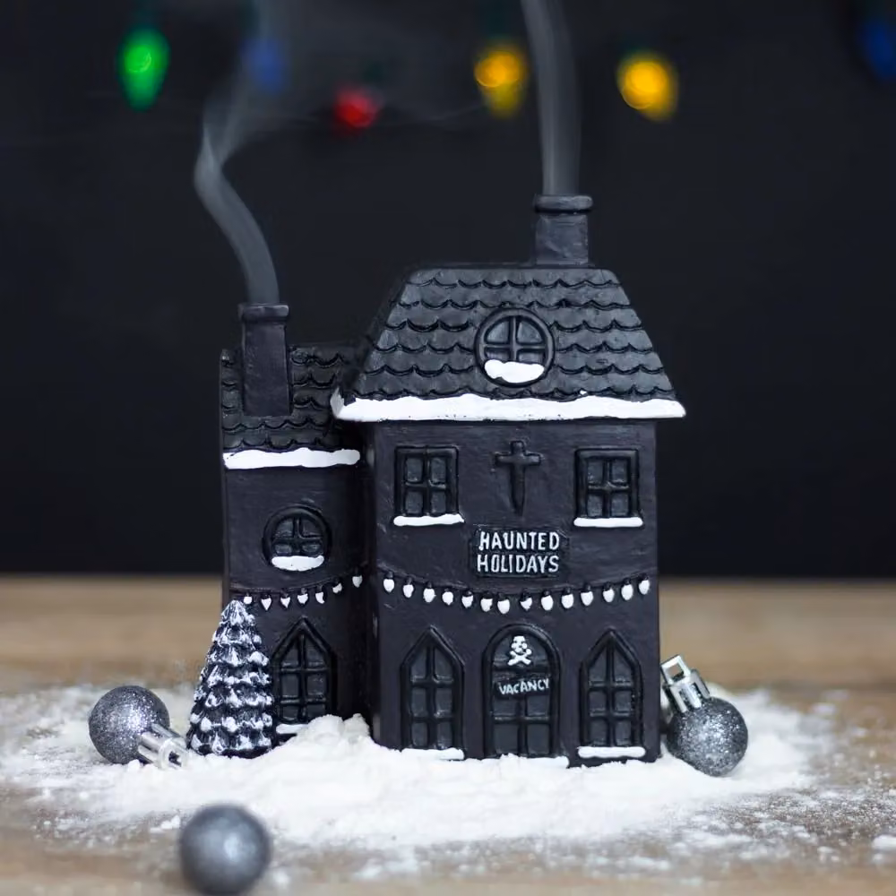 Something Different Merry Cryptmas Incense Cone Holder in Black – 2