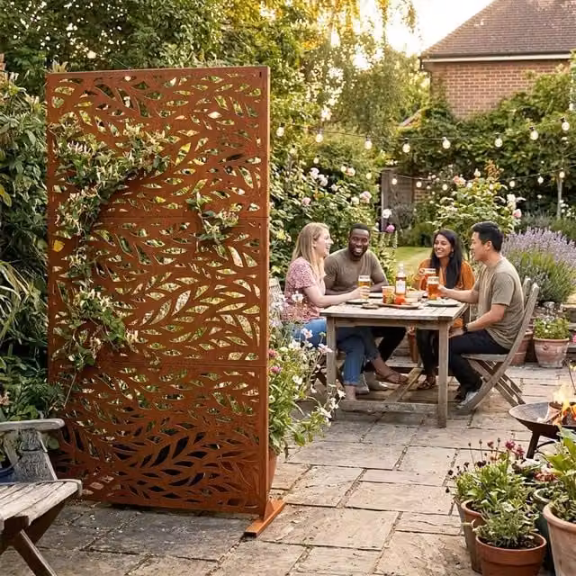 Nicoman Metal Leaf Pattern Privacy Screen in Bronze, W/H: 90 x 180 cm