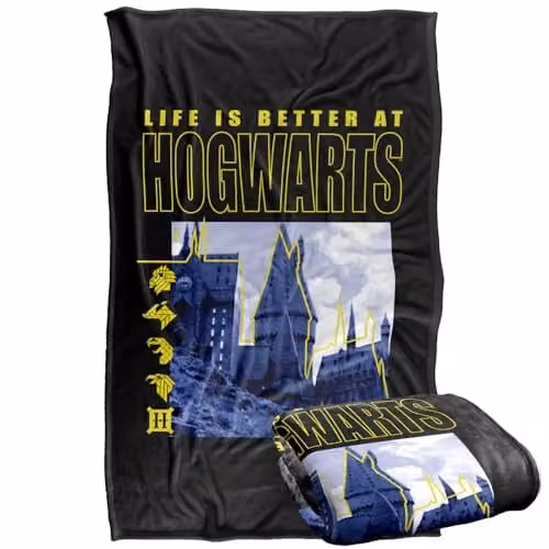 Warner Bros. Harry Potter Life Is Better At Hogwarts Super Soft Silky Touch Fleece Throw Blanket, Multicolour, W: 91 cm, D: 147 cm