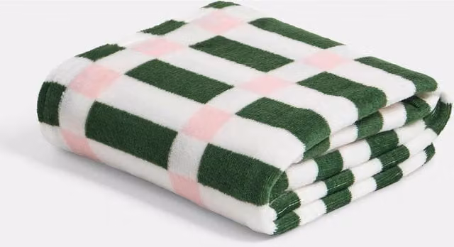 OHS Ultra Soft Fluffy Checked Throw in Green and Pink