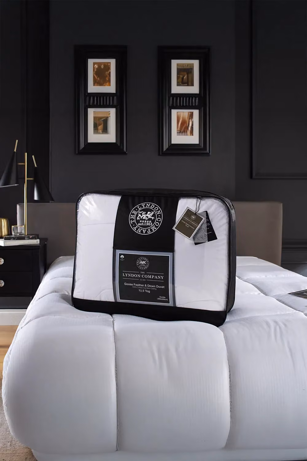 The Lyndon Company Super King Goose Feather and Down 13.5 Tog Duvet in White – 2