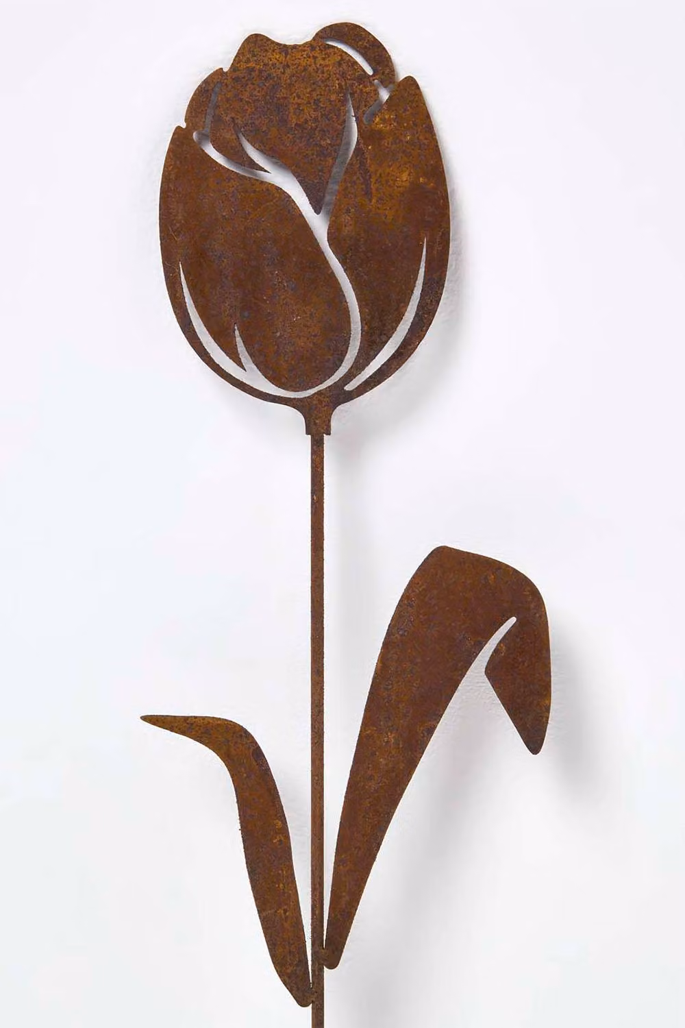 Homescapes Set of 2 Rustic Metal Tulip Garden Stakes, Brown, Height: 37 cm – 2