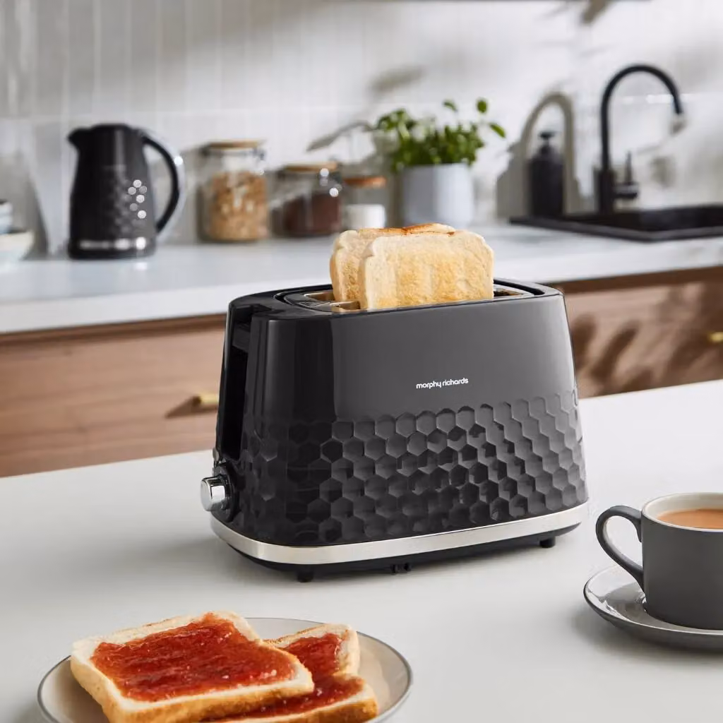 Morphy Richards Hive 2-Slice Toaster in Black – 2