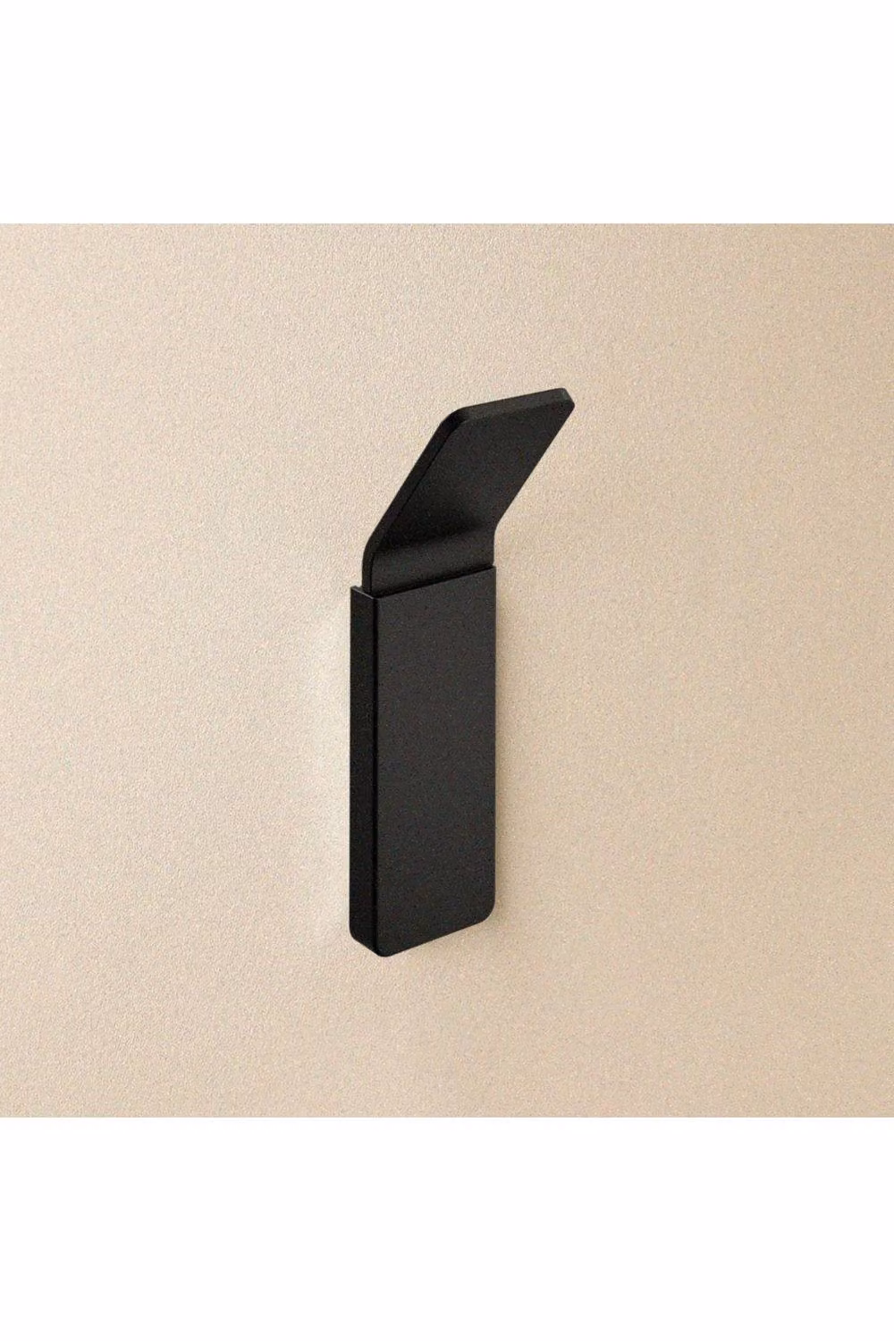 Cosmic Wall-Mounted Metal Towel Hook in Jet Black NEA Collection – 2