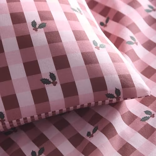 Fusion Holly Gingham Red Duvet Cover Set, Reversible Checked Bedding with 1 Duvet Cover (W: 260 cm, D: 220 cm) and 2 Pillowcases (W: 200 cm, D: 200 cm) – 3