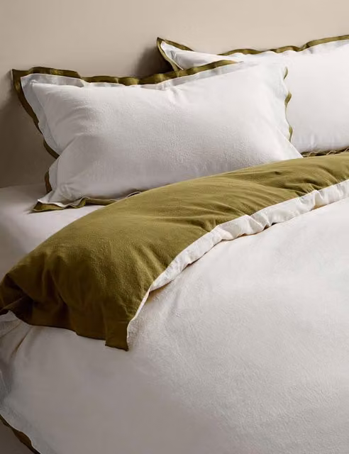 M&S Pure Cotton Crepe Reversible Bedding Set Green and White, W/D/H: 180 x 200 cm