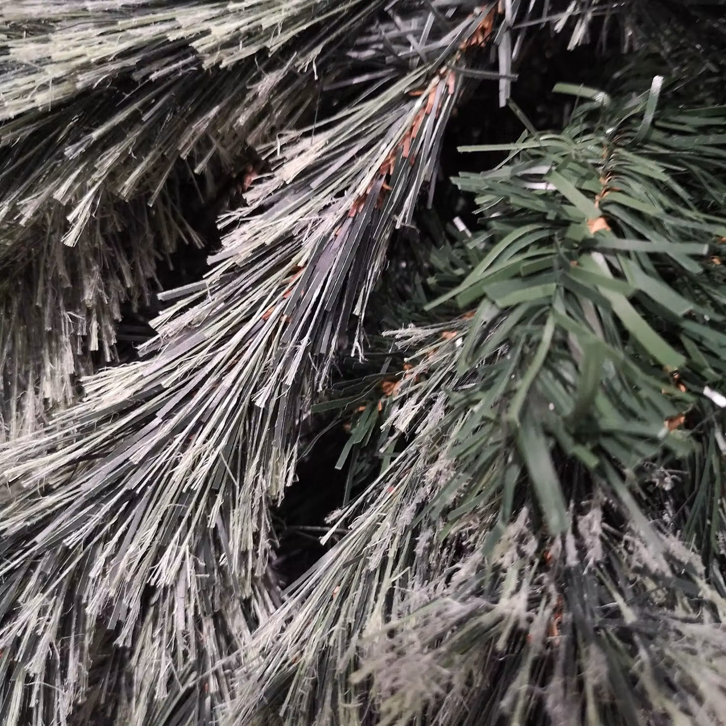 SnowTime Arcadia 6.5ft Christmas Tree in Cashmere Green – 3