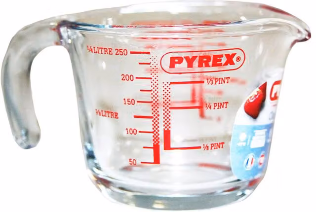 Pyrex Classic Round Glass Measuring Jug in Transparent, 250 ml
