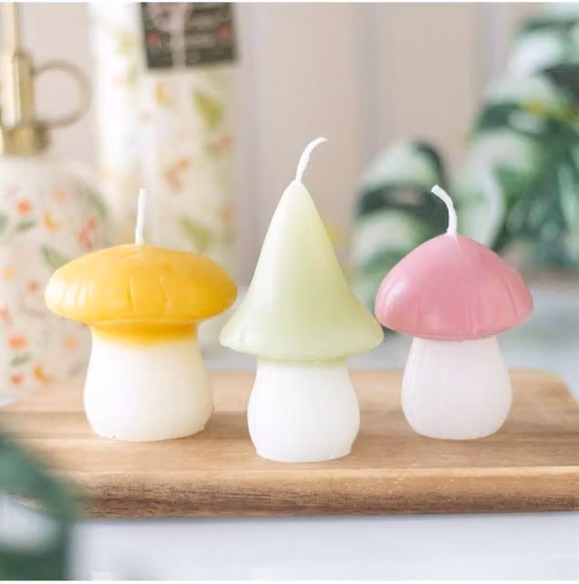 KDMD Set of 3 Multicolour Mushroom Figure Tabletop Candles – 1