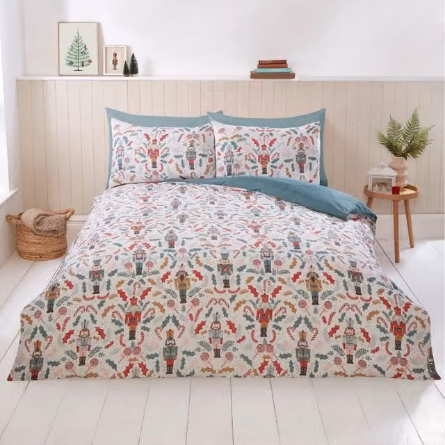 Rapport Home Nutcracker Reversible Christmas Duvet Cover and Pillowcase Set, Multicolour Microfibre, W/D/H: 135 x 200 cm, Pillowcase: 50 x 75 cm