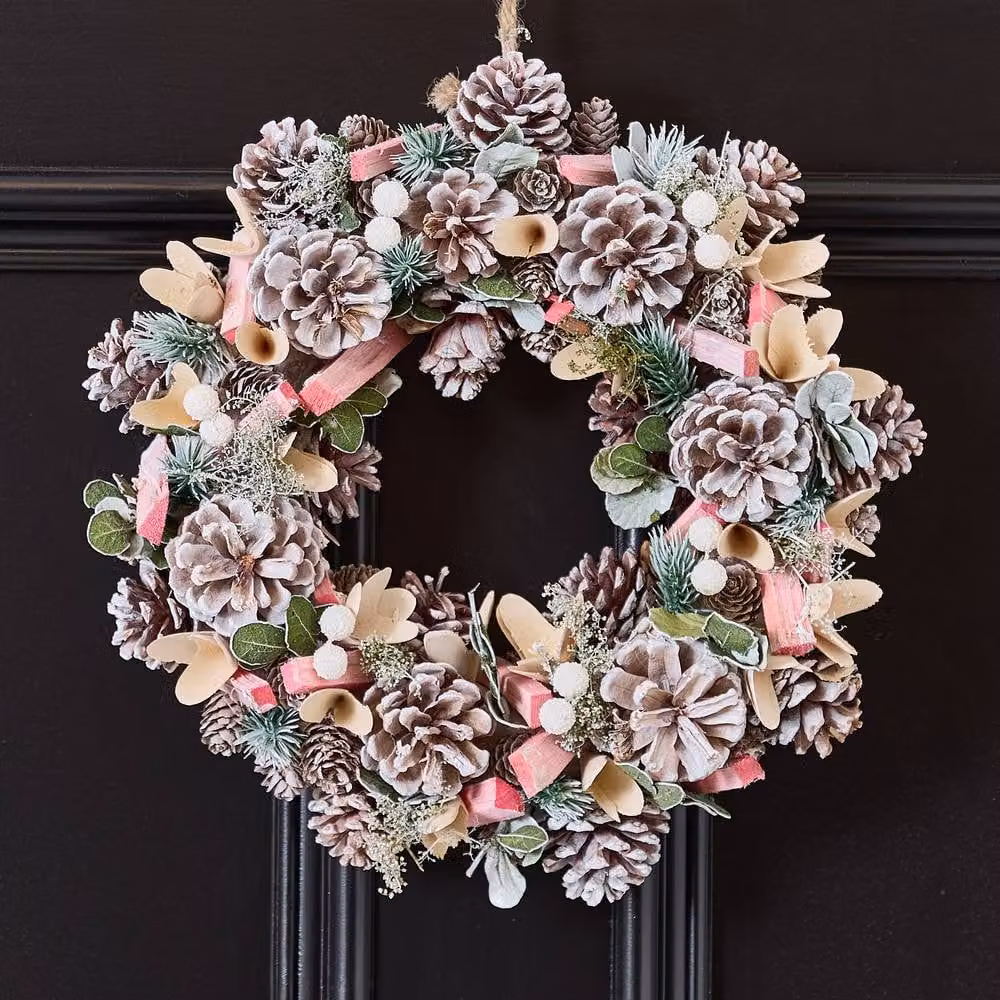 Dibor Pastel Pink and White Driftwood Christmas Wreath with Deer Hanger, Diameter: 33 cm – 1