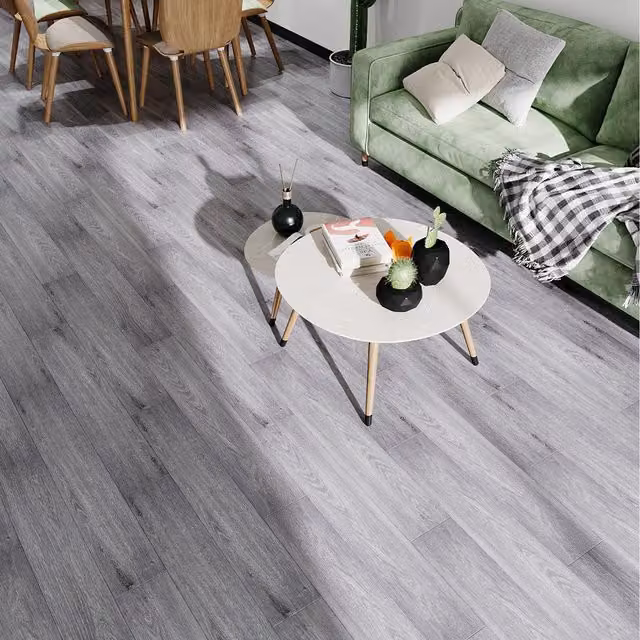 Livingandhome Set of 20 Self-adhesive Wood-look PVC Flooring Planks in Grey