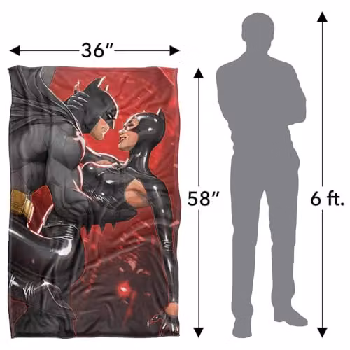 Warner Bros. Batman Catwoman Embrace Super Soft Fleece Throw Blanket, Multicolour, W: 91.44 cm, L: 147 cm – 4