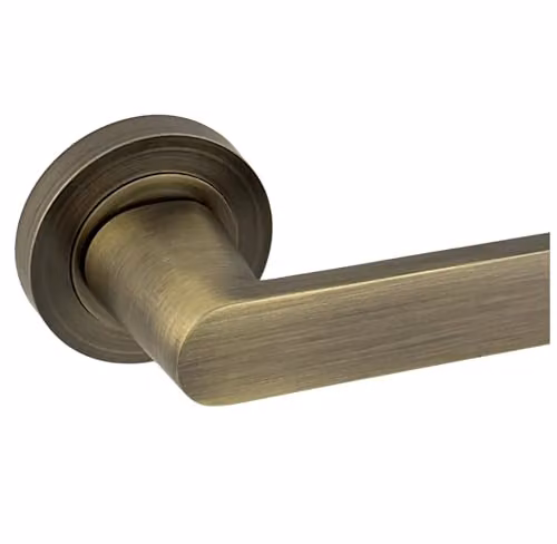 AXS Hardware Harlem Door Handle Pair in Antique Brass with Rose and Door Pack – 2