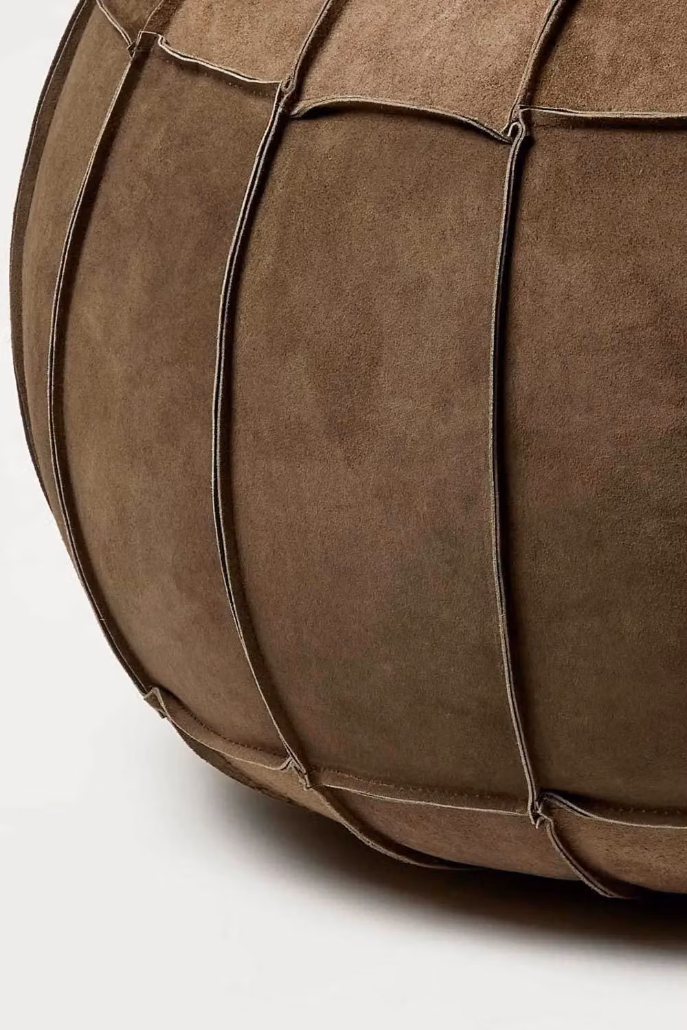 Homescapes Brown Leather and Suede Round Cylindrical Pouffe Footstool – 3