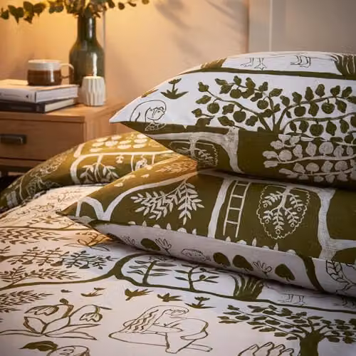Riva Home Reversible Floral Duvet Cover Set in Green, 200 x 200 cm – 3