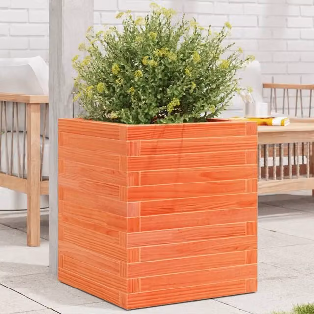 Berkfield Home Garden Planter in Wax Brown, Solid Wood Pine, W/D/H: 40 x 40 x 46 cm