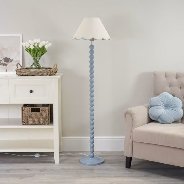 ValueLights Bobbins Floor Lamp with Green Fabric Scallop Shade
