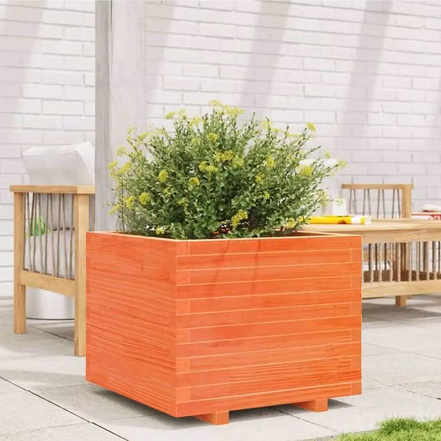 Berkfield Home Decorative Garden Planter, Brown Solid Wood Pine, W: 60 cm, D: 60 cm, H: 49.5 cm