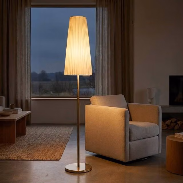 Garden Greatness Blanc Contemporary Pleated Floor Lamp in White and Chrome – 1