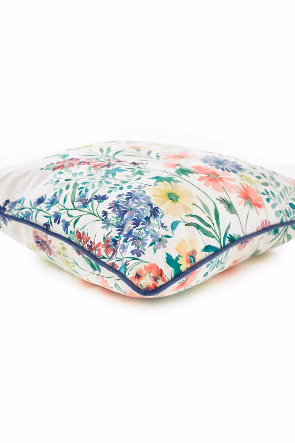The Lyndon Company Northill Floral Square Filled Cushion, White and Multicolour, 50 x 50 cm – 2