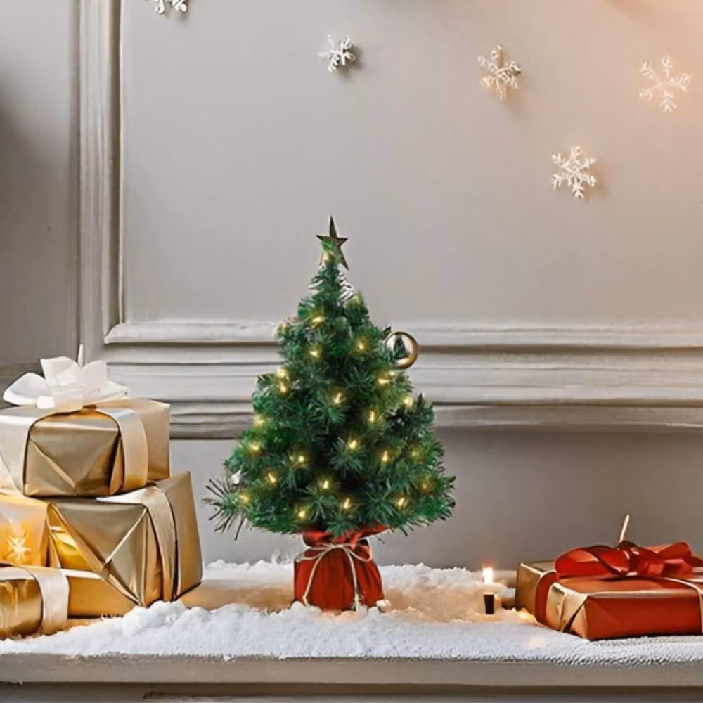 NESTLUNE Small Pre-Lit Tabletop Christmas Tree in Green with 20 Warm White LEDs, H: 100 cm, W: 60 cm – 3