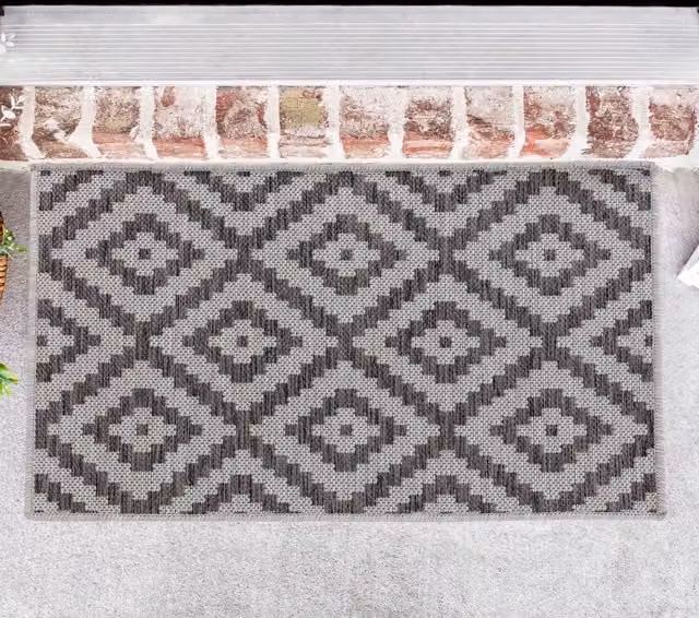 Desire Rugs Modern Diamond Design Machine Woven Waterproof Indoor Outdoor Rug, Grey, W: 50 cm, D: 80 cm