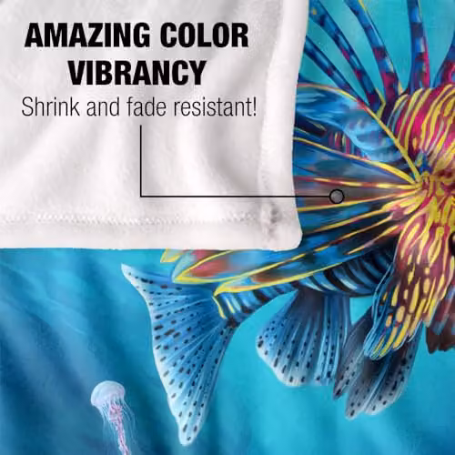 JQ Licensing Lion Fish Silky Touch Super Soft Fleece Throw Blanket in White, W/D/H: 152 x 127 cm – 3