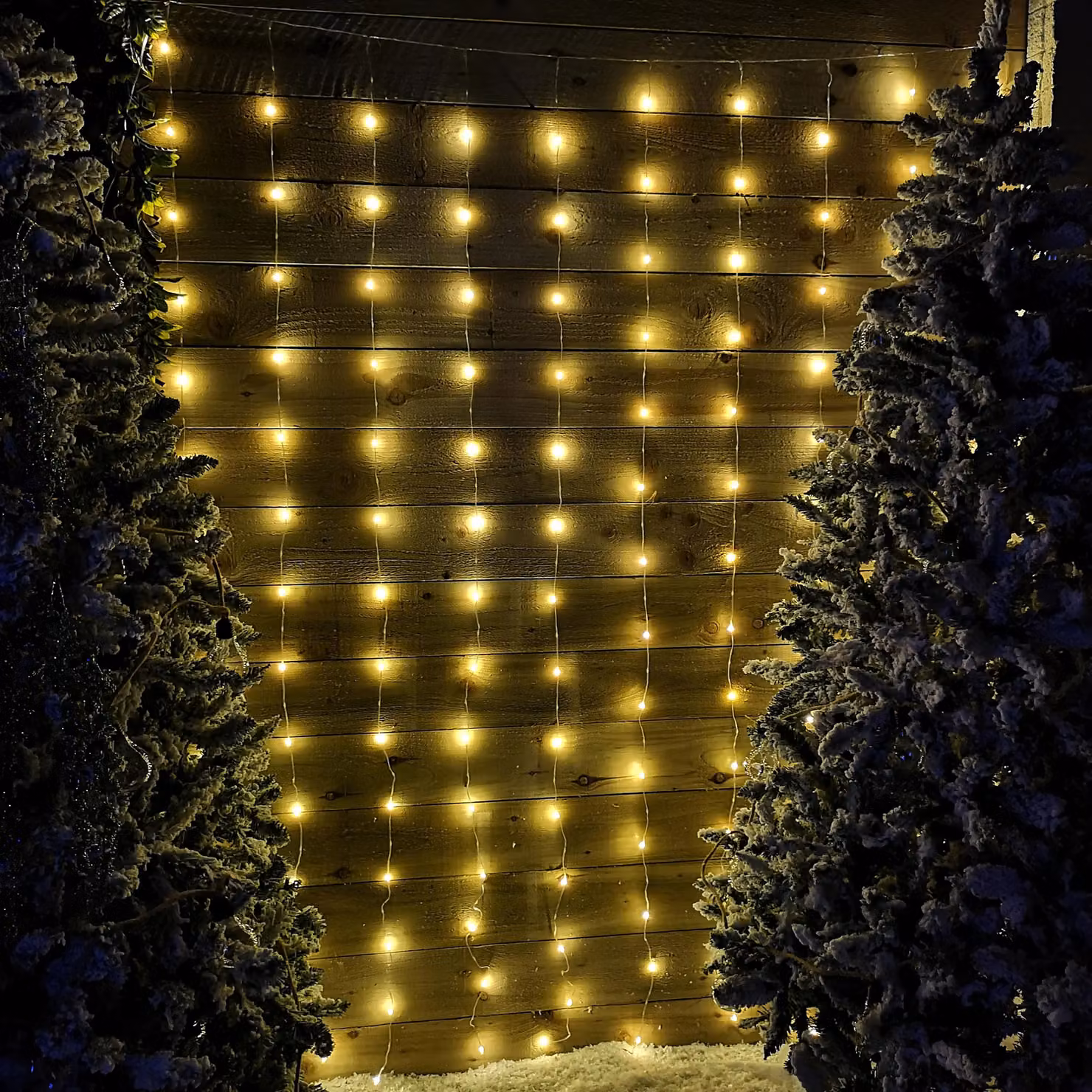 Samuel Alexander 300 LED Warm White Indoor Outdoor Party and Christmas Curtain Lights, 2.1m – 3