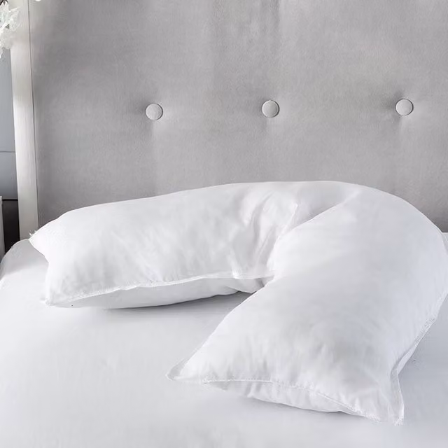 Snug City Pair of V-Shaped Support Wedge Pillows with Soft Touch Microfibre Cover and Hollowfibre Filling in White